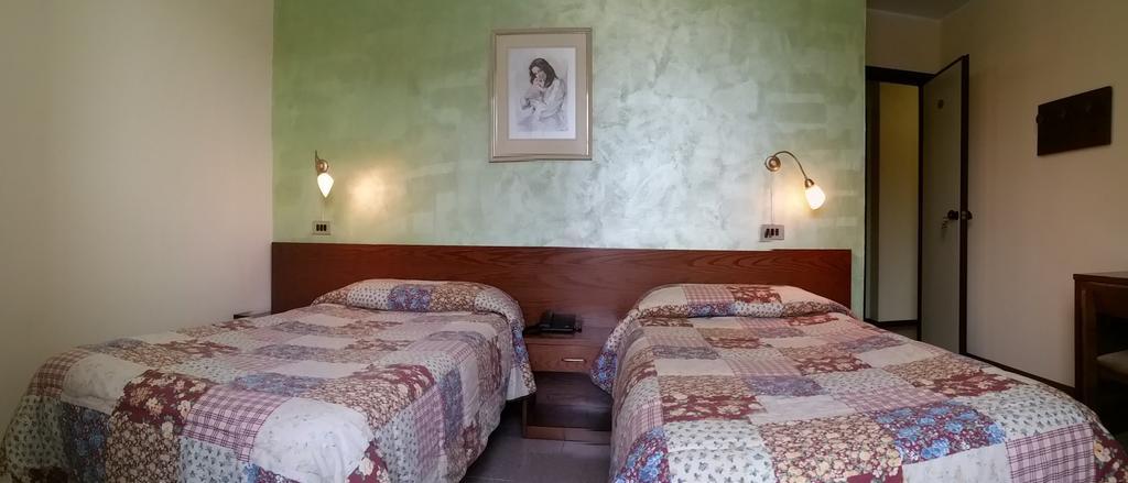 Hotel 5 Vie Almenno San Salvatore Quarto foto