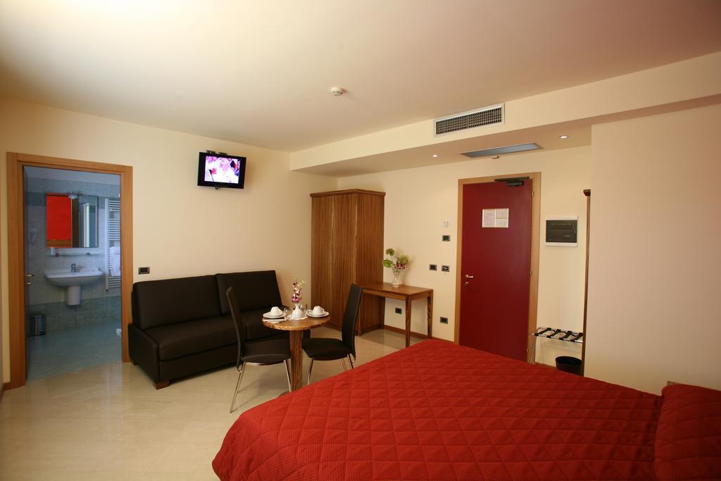 Hotel 5 Vie Almenno San Salvatore Quarto foto